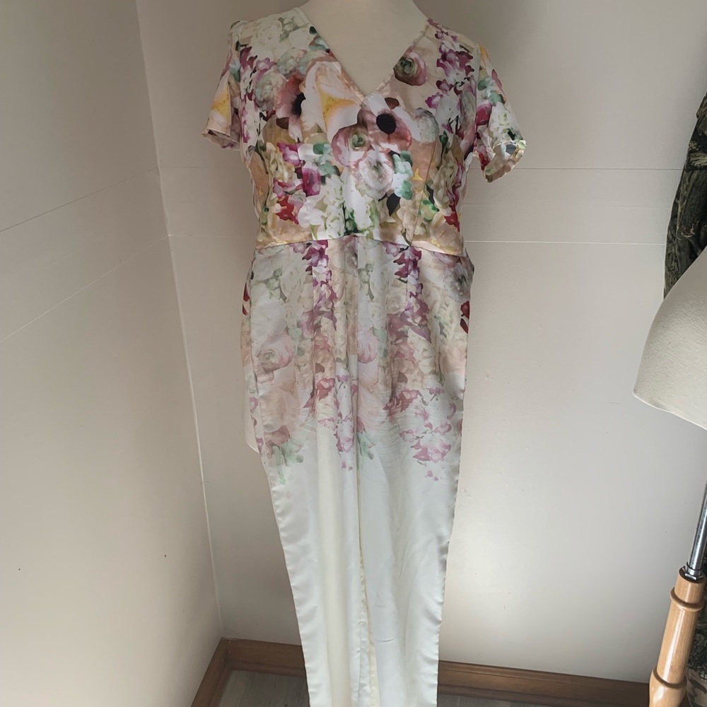 Ombré floral pattern jumpsuit